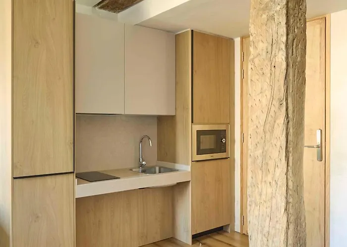 アパートホテル Enea Living