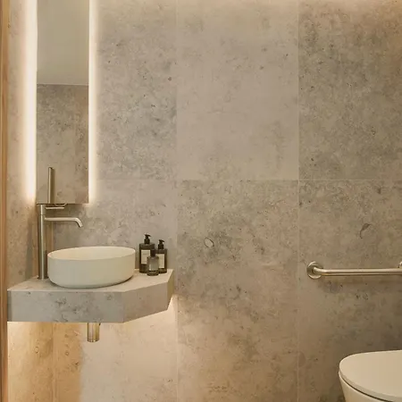 Lägenhetshotell Enea Living 3*