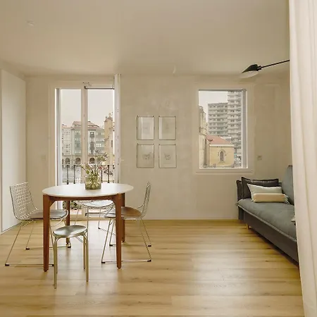 Enea Living Lägenhetshotell Bilbao